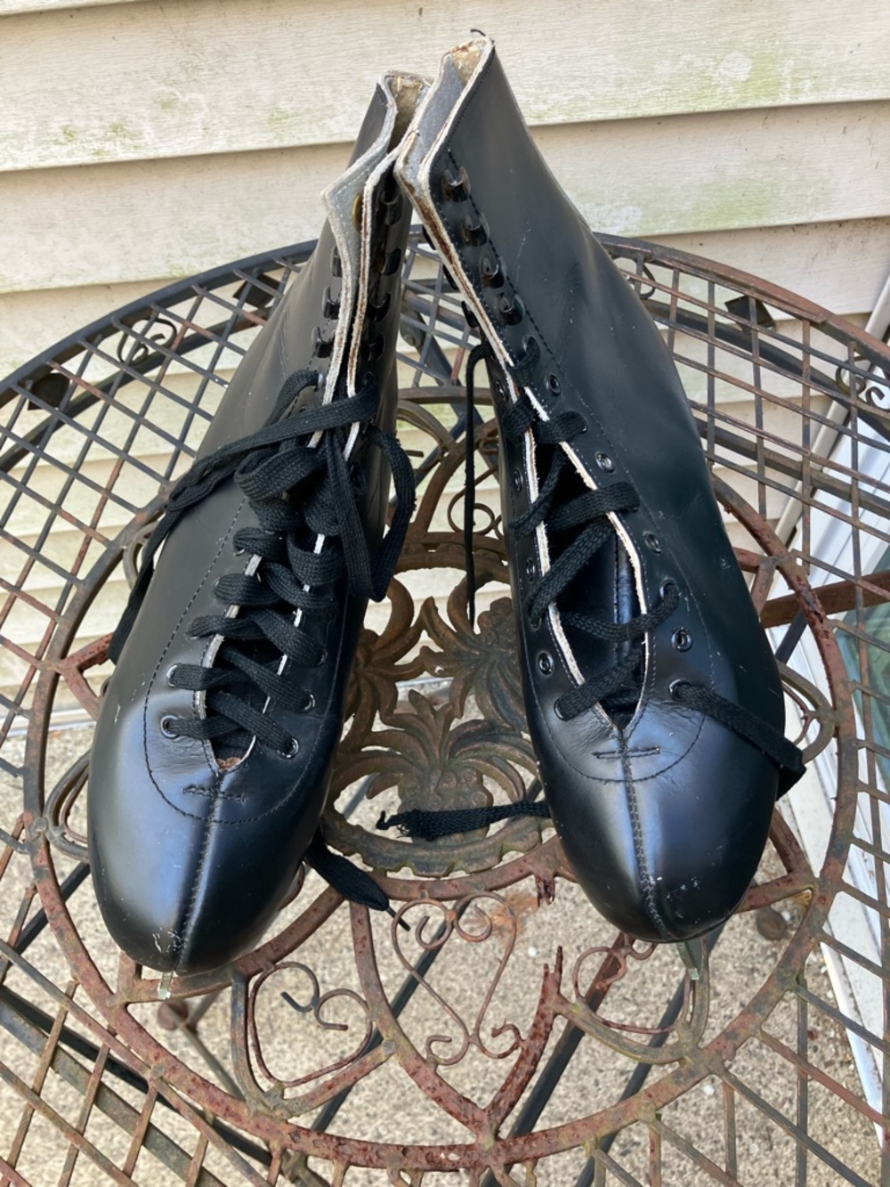 Black Leatherette Lace-Up Figure Skates